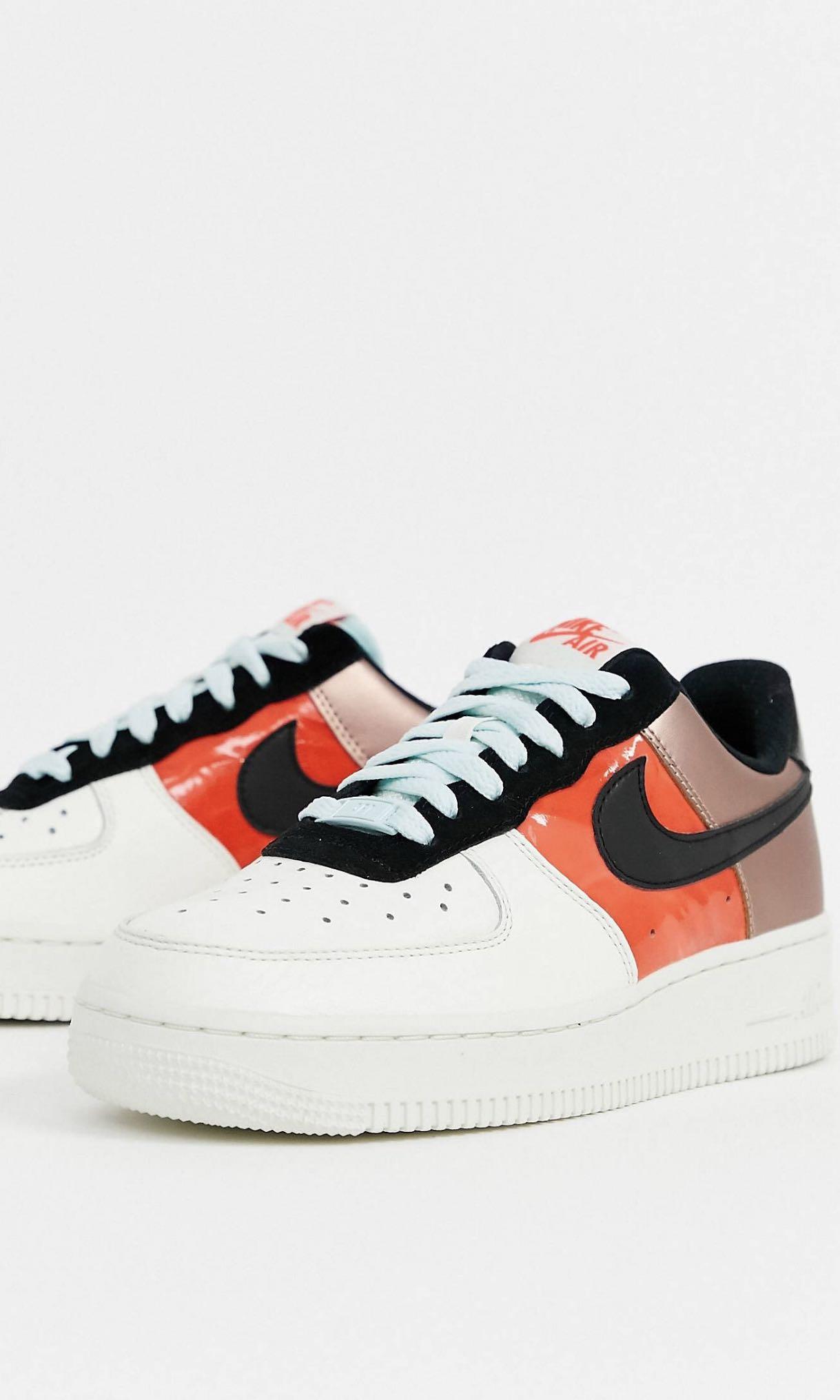 Nike colour block trainers online
