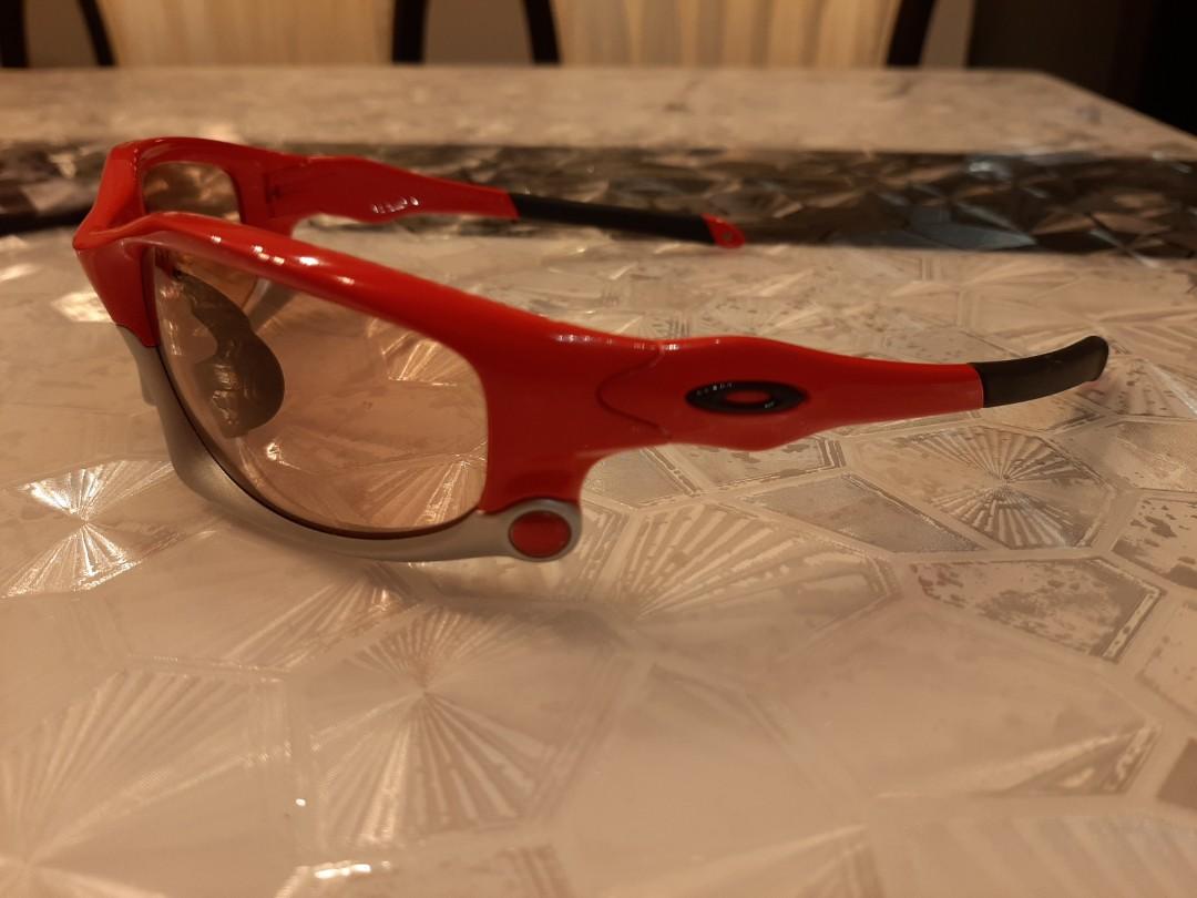 Oakley Split Jacket (Category: Sunglasses & Eyewear) located in Singapore. Submitted by thebatman095 (Listing ID 274889293, Image 2). Description: Rare Oakley Split Jacket Hard to find this design Unique color combination of red frame and silver switchlocks Black icons on red frame Used once to try the feel of it Never used after that as too many oakleys I have been using Clearing my oakley collection to make way for ones that I use often Retail 