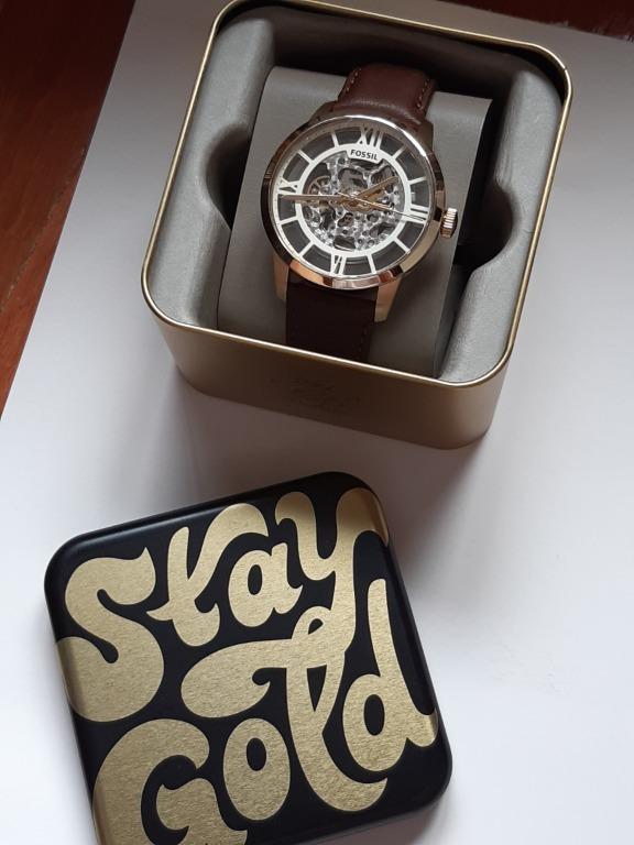 Me3043 fossil top