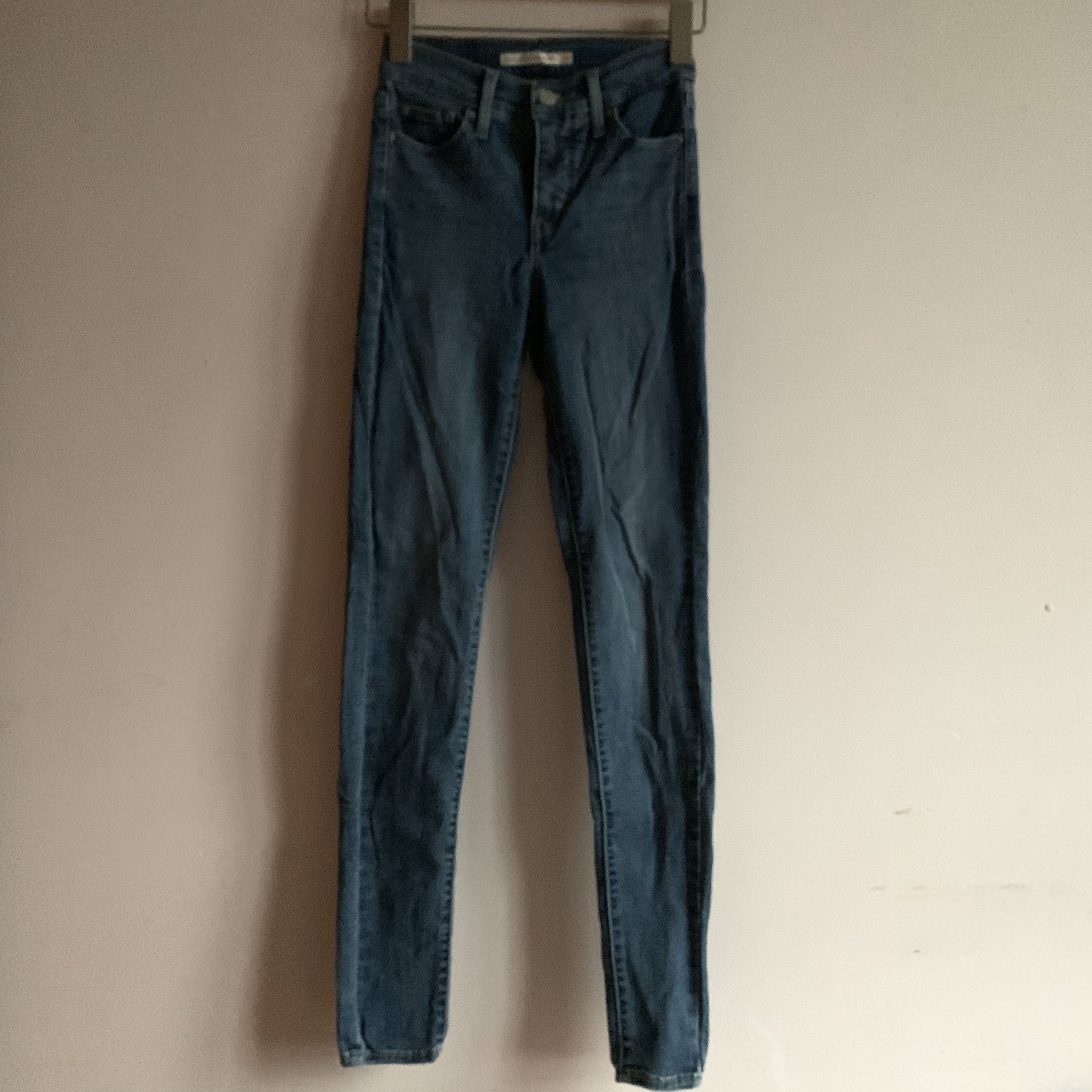 levi's 310 shaping super skinny jeans