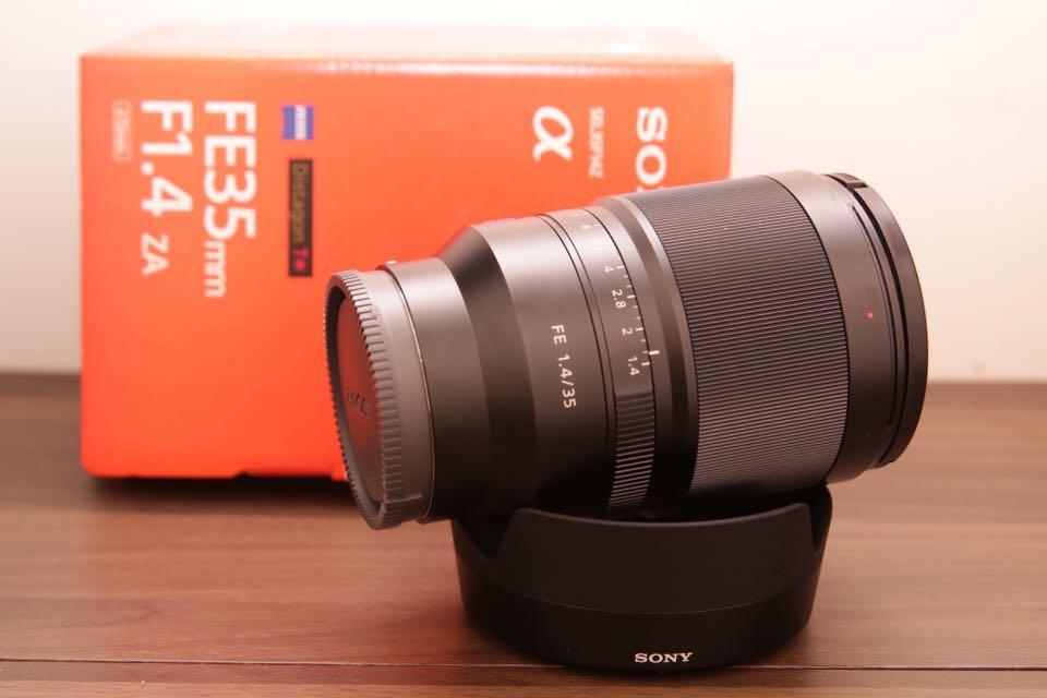Sony FE 35mm 1.4 za lens (Category: Lens & Kits) located in Quezon City. Submitted by francisresu (Listing ID 274967278, Image 1). Description: Good as new Complete box pouch and hood No more warranty Local purchased Trinoma meet up Pm if interested.