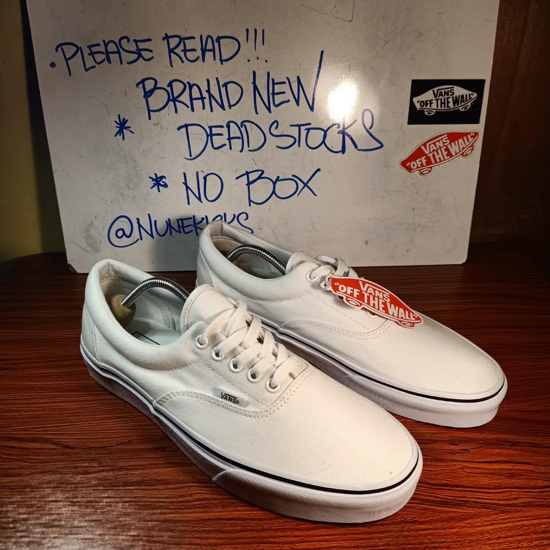 vans era triple white