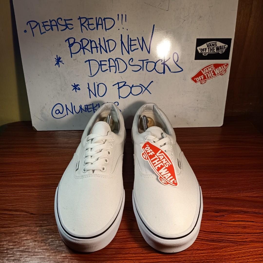 vans era triple white