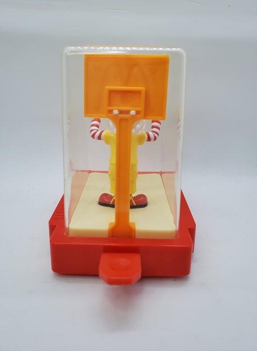 Vintage McDonald’s Happy Meal Toys 2001 BLAST Basketball Slam Dunk Ronald, Hobbies & Toys