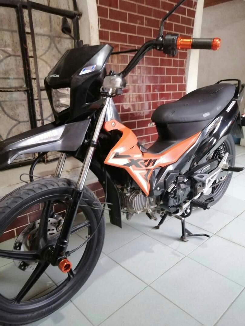 Honda motard shop 125 price