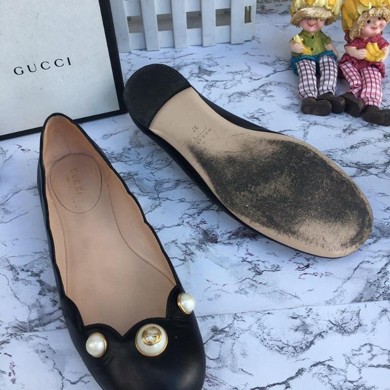 Gucci pearl flats top
