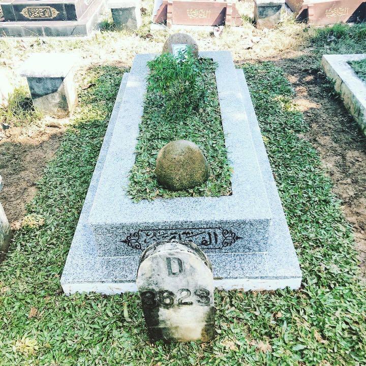 Batu Nisan Dan Kepungan Pusara Arwah Services Others On Carousell