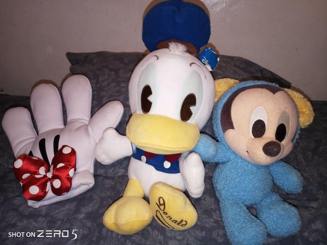 donald duck gloves