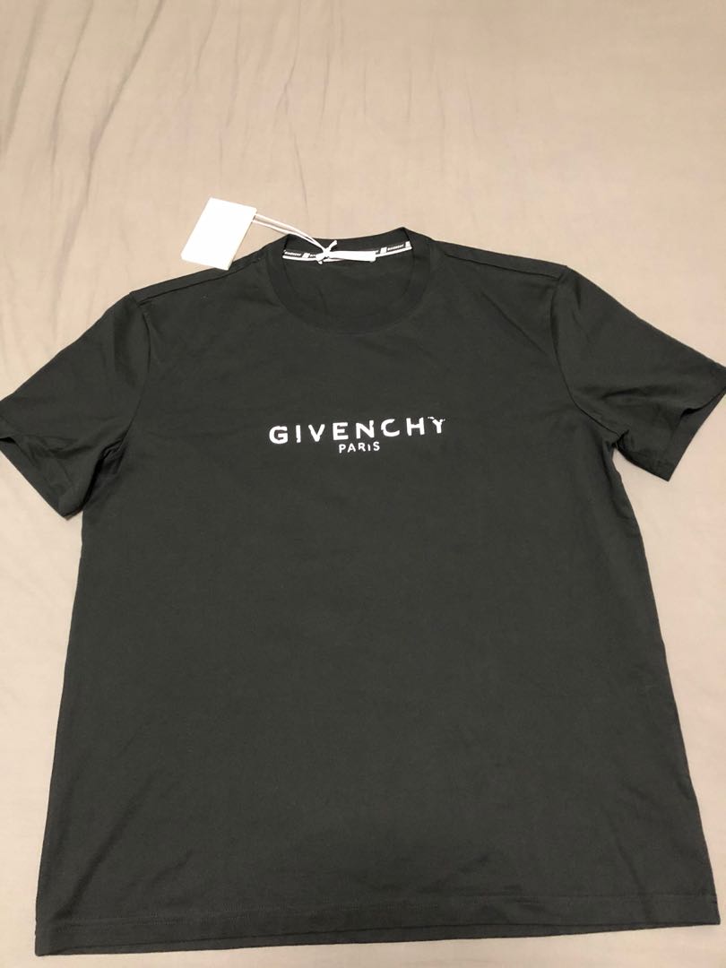 Givenchy t 2025 shirt measurements