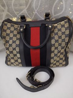 (Category: ) located in . Submitted by Mypreloved_bt (Listing ID 275168229, Image 1). Description: .