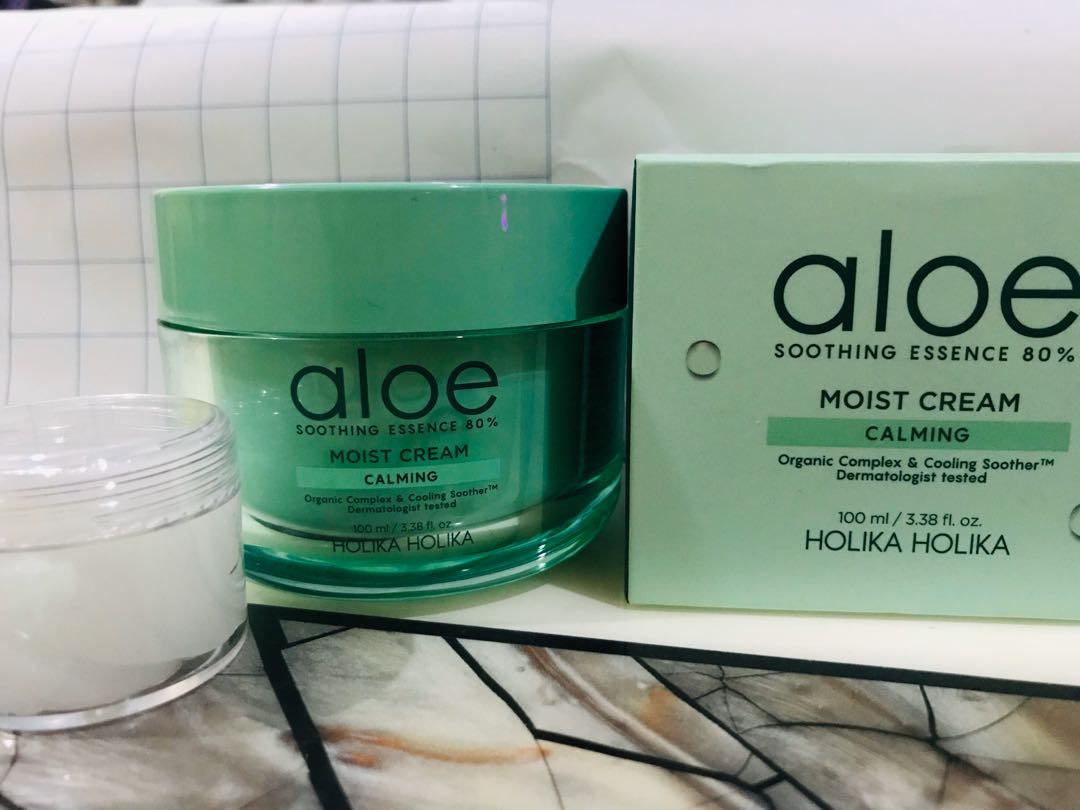 Holika Holika Aloe Soothing Essence 80% Moist Cream, Beauty & Personal  Care, Face, Face Care on Carousell