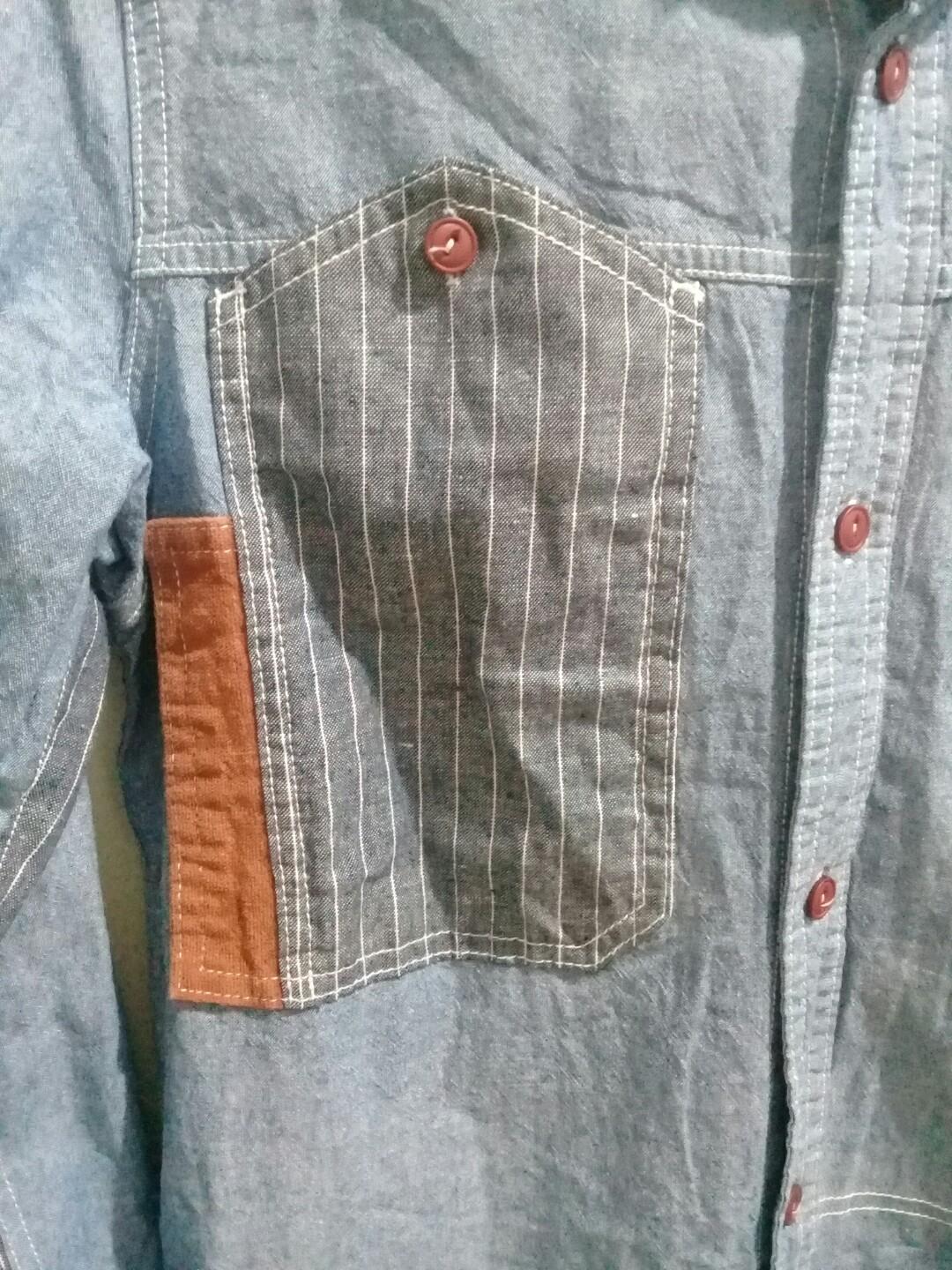 JUNYA WATANABE X CDG PATCH WORK LONG SLEEVE (Category: Formal Shirts) located in Quezon City. Submitted by mcenon35 (Listing ID 275155546, Image 2). Description: Excellent condition Free shipping.
