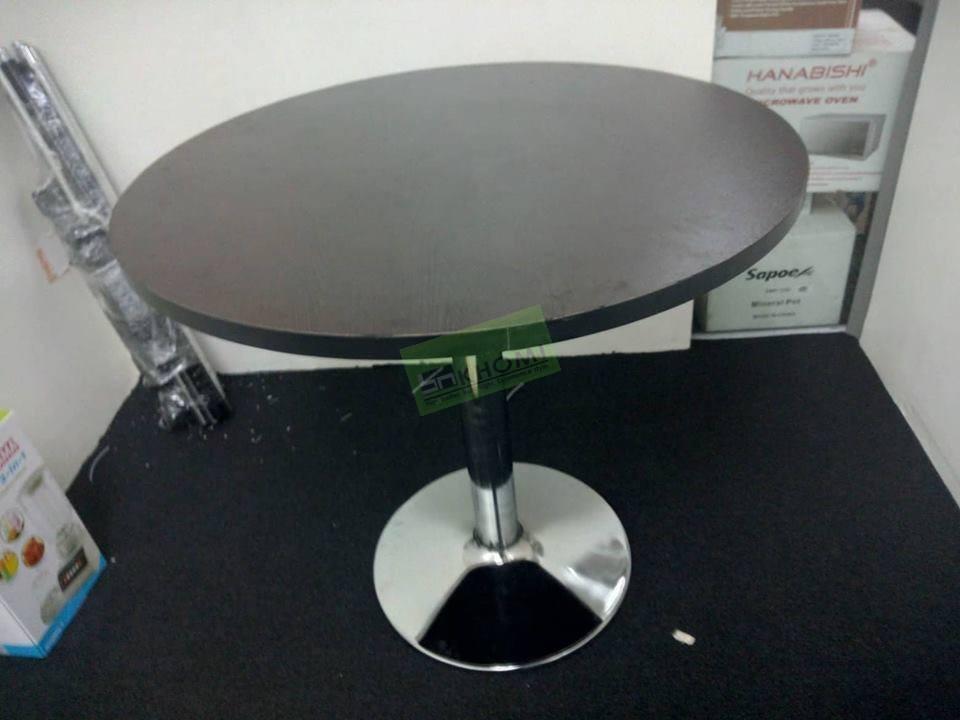 MEETING ROUND TABLE Office Partition Furniture, Furniture & Home Living ...
