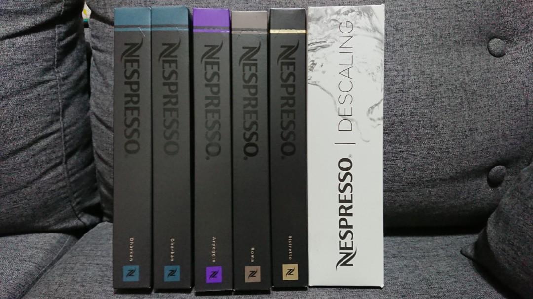 Nespresso Essenza Mini + descaling kit, TV & Home Appliances, Kitchen
