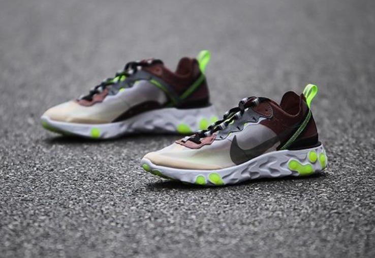 nike react element desert sand