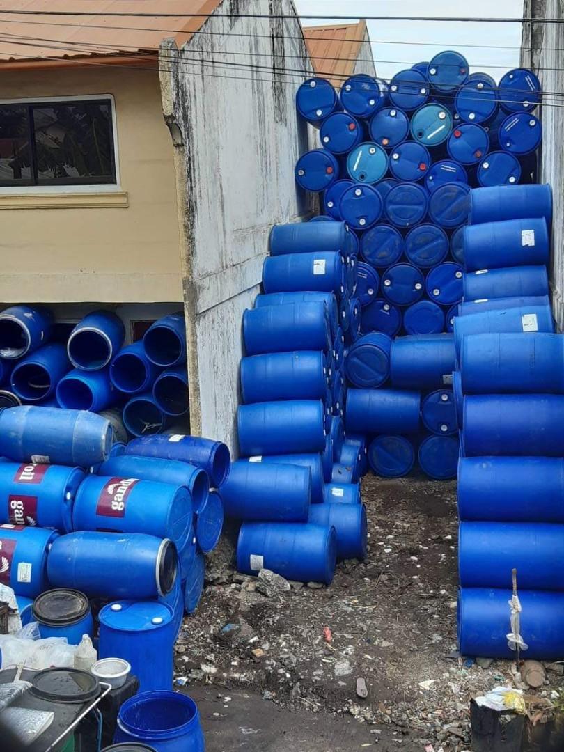 Plastic drums double ring single ring (Category: Local Eats) located in Quezon City. Submitted by Dr.Pallet (Listing ID 275076666, Image 3). Description: Plastic drums for sale Good for floating cage Water 💦 Oil 🛢 Chemicals Double ring or single ring close type all.. Bulk order only 100pcs and above Food grade or non is available For sure buyers and inquiries please call 0 9 2 6 0 6 4 3 7 4 0 Kim arvee.