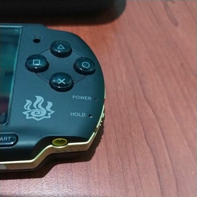 Psp 3000 limited edition Monster hunter, Video Gaming, Video Game