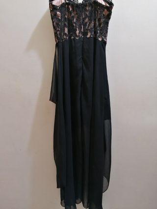 刺繡馬甲飄逸洋裝