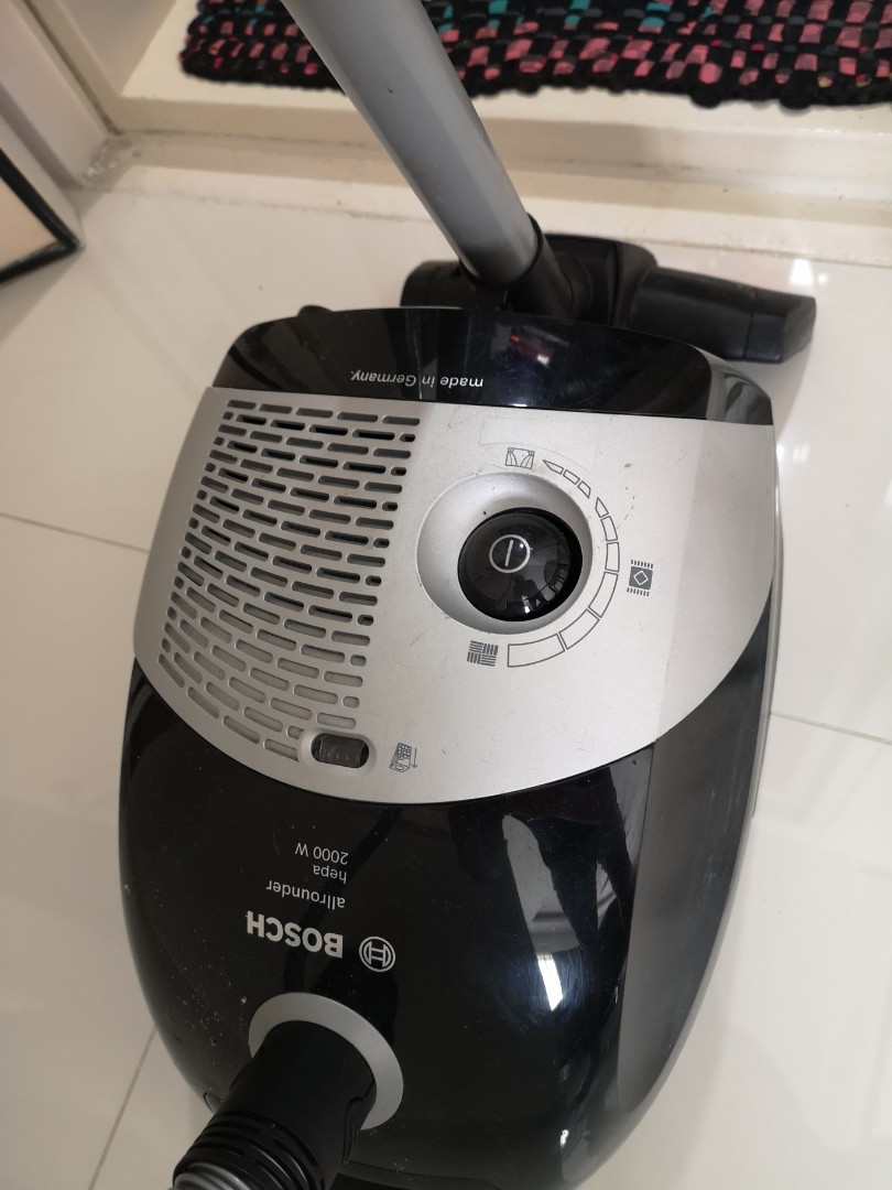 Bosch All Rounder 2000W Vacuum Cleaner, Home Appliances, Cleaning