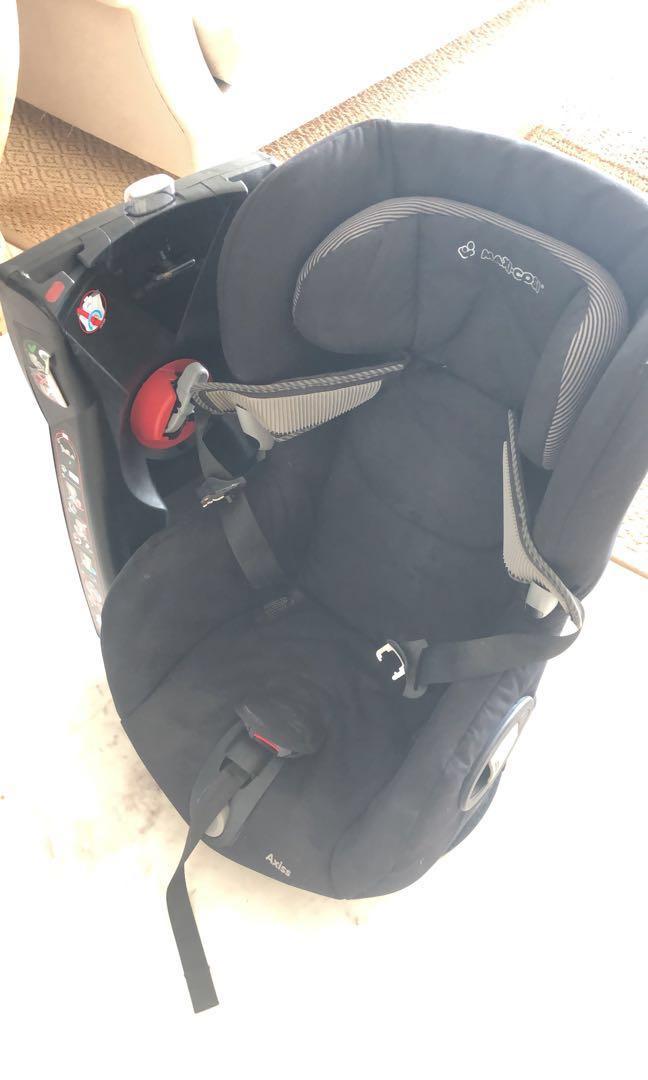 Car Seat with swivel function for entry, Babies & Kids, Going Out, Car