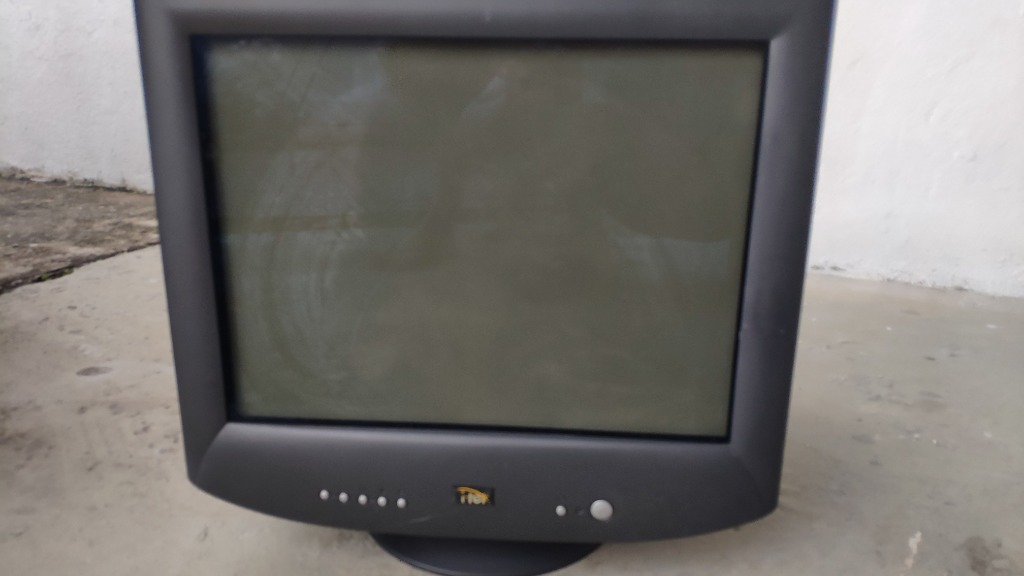 Dell P1130 21" Trinitron CRT Monitor, Computers & Tech, Parts