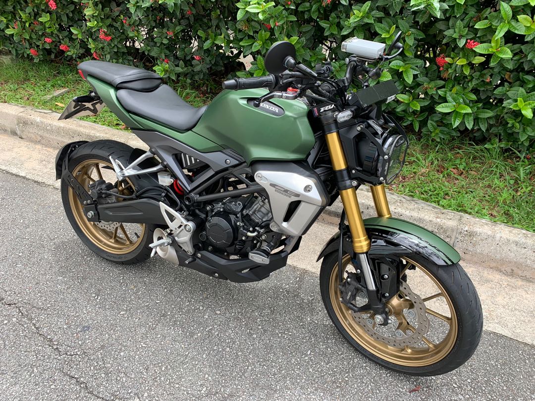 Honda CB150R. One Owner . Registration Date 13/08/2018 , Motorcycles