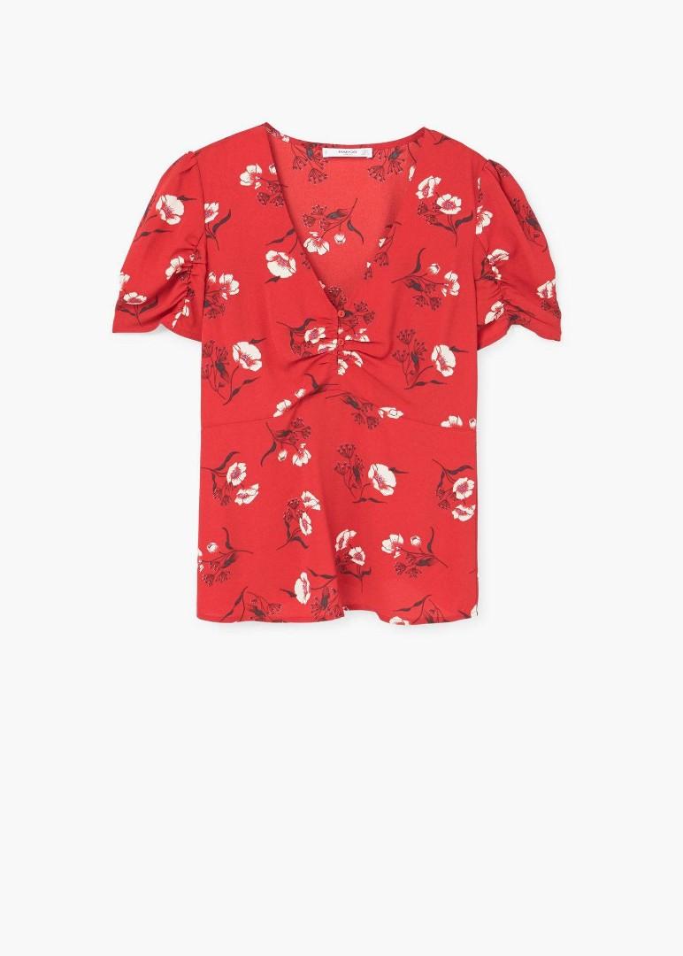 Mango Vneck Floral Top (Category: Blouses) located in Manila. Submitted by classymumsy (Listing ID 275211986, Image 1). Description: New with Tag. Small on tag but best fit medium. #jansweldo.