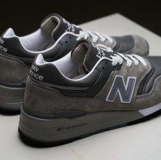 Balance M 997 GY made in USA US9 / UK8 