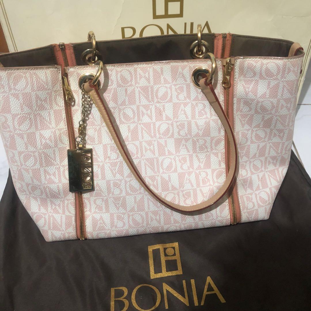 Tas Bonia Original Monogram Hitam, Fesyen Wanita, Tas & Dompet di Carousell