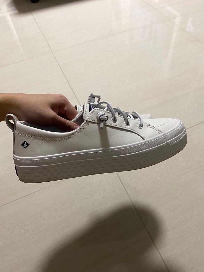 women's crest vibe platform leather sneaker