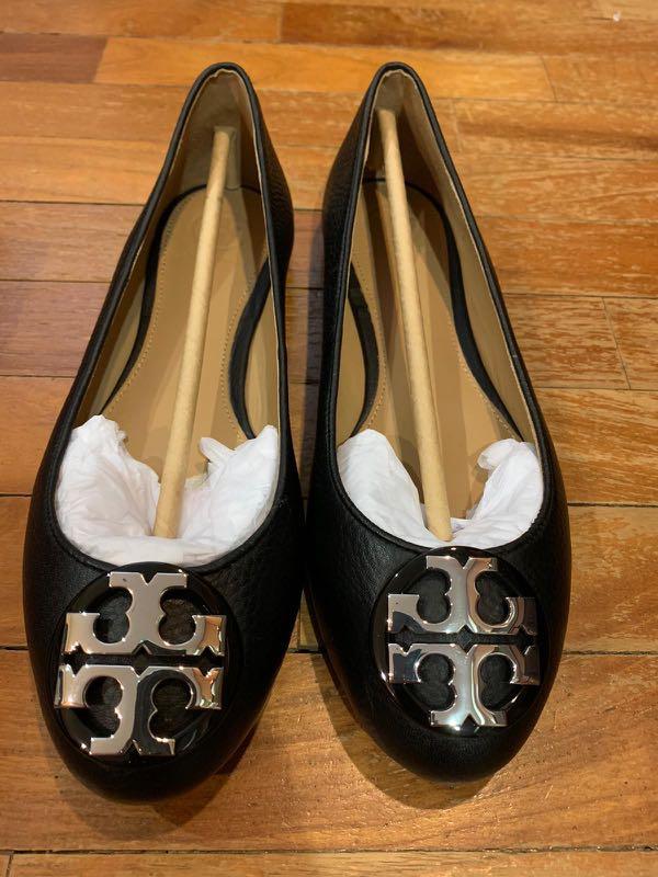Authentic Tory Burch Claire Ballet Flat Tumbled Leather Black Silver,  Women's Fashion, Footwear, Flats on Carousell