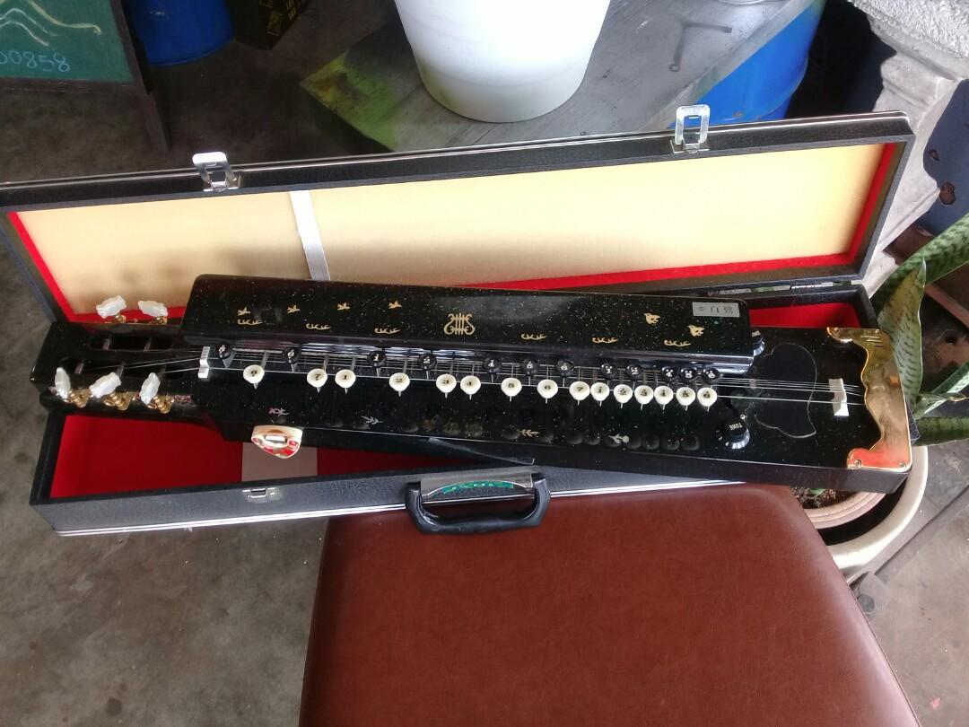 Japanese guitar electrik vintage, Hobbies & Toys, Collectibles ...