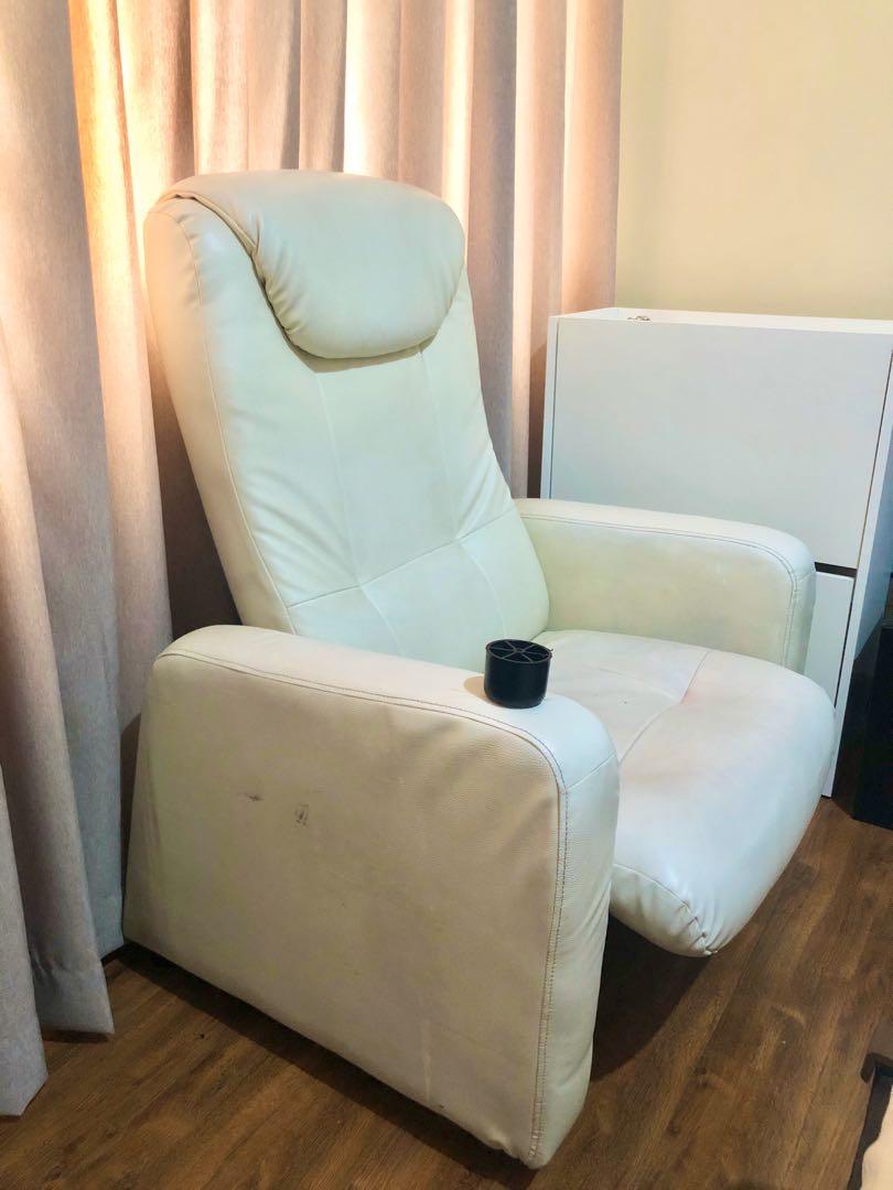 Lazyboy recliner off white leather, Furniture & Home Living, Furniture