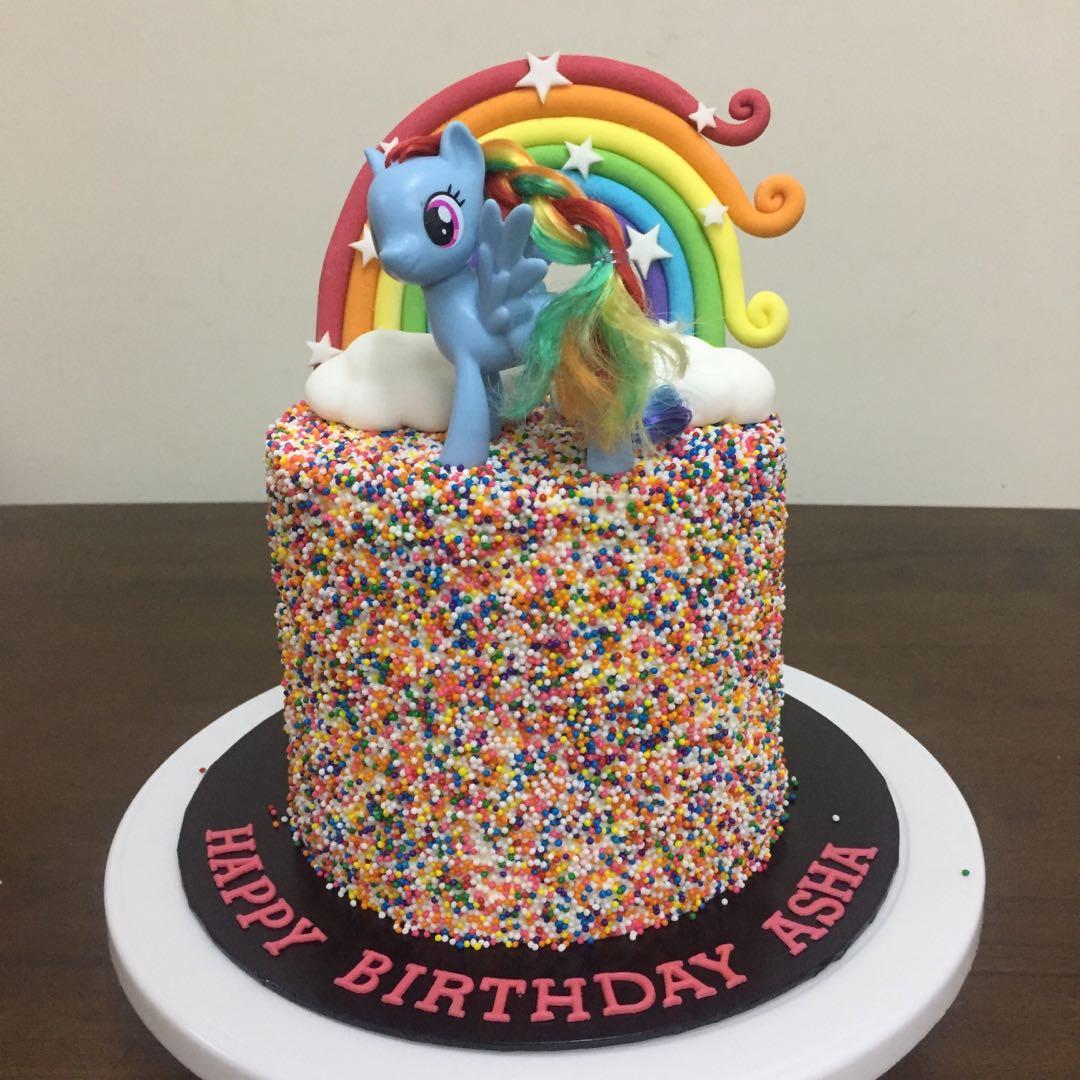 Little Pony Rainbow dash Birthday cake - Decorated Cake - CakesDecor