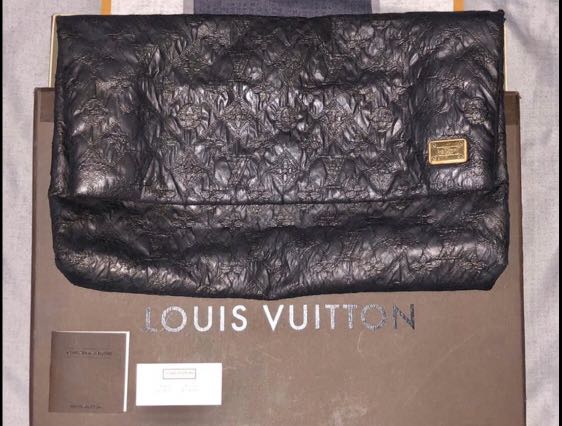 Louis Vuitton Limelight MM Clutch