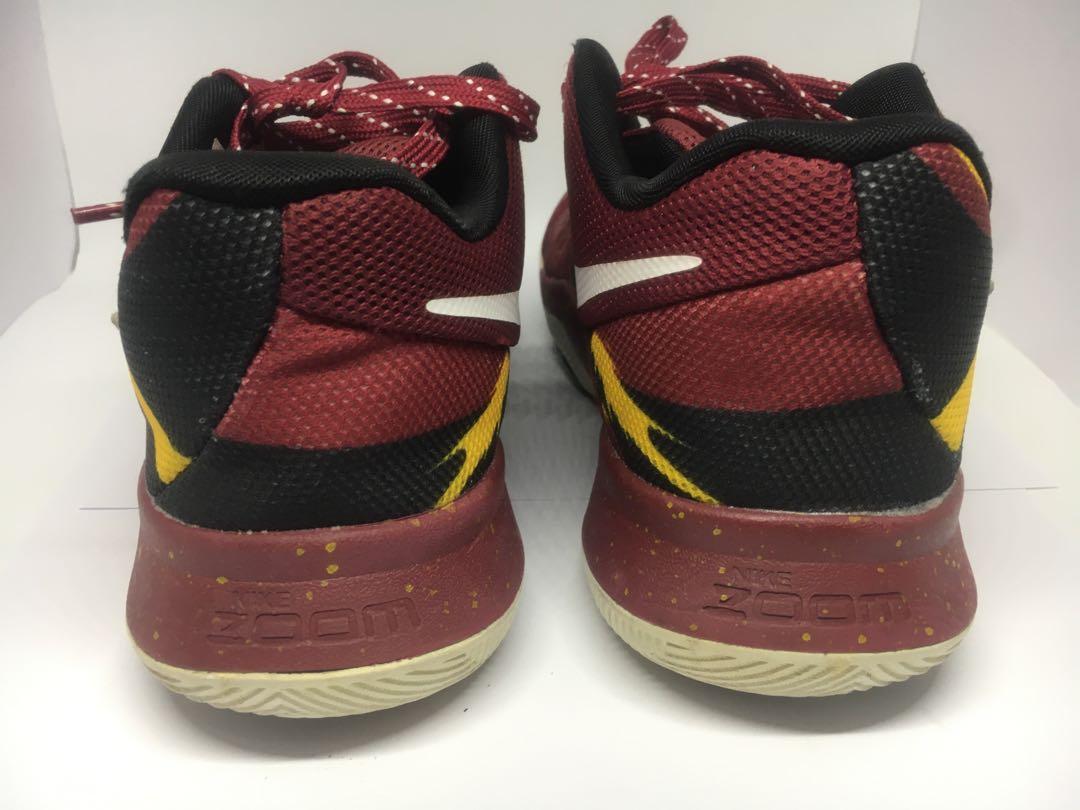 Nike kyrie 3 marron on sale