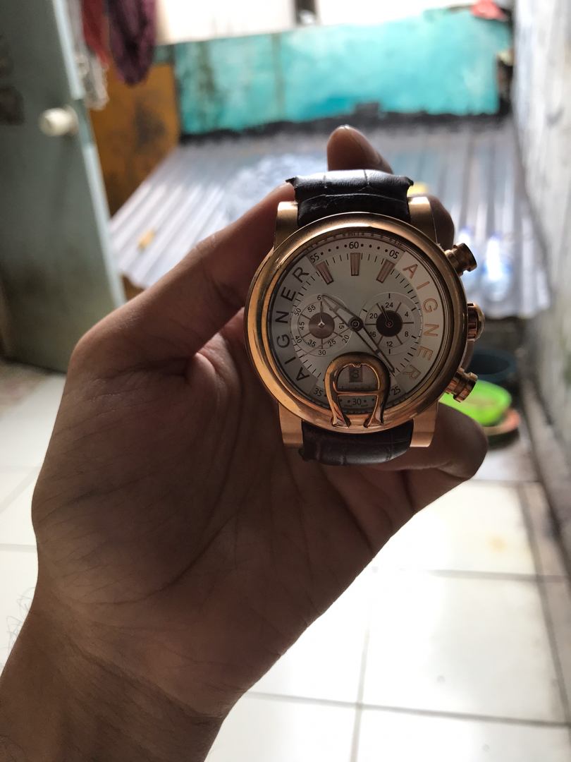 Aigner bari sale a37500 original price