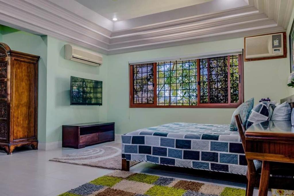 RENT TO OWN Mansion house for sale Silver hills Talamban Cebu City, Property, For Sale, House