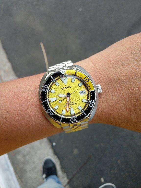 Seiko zimbe yellow shop