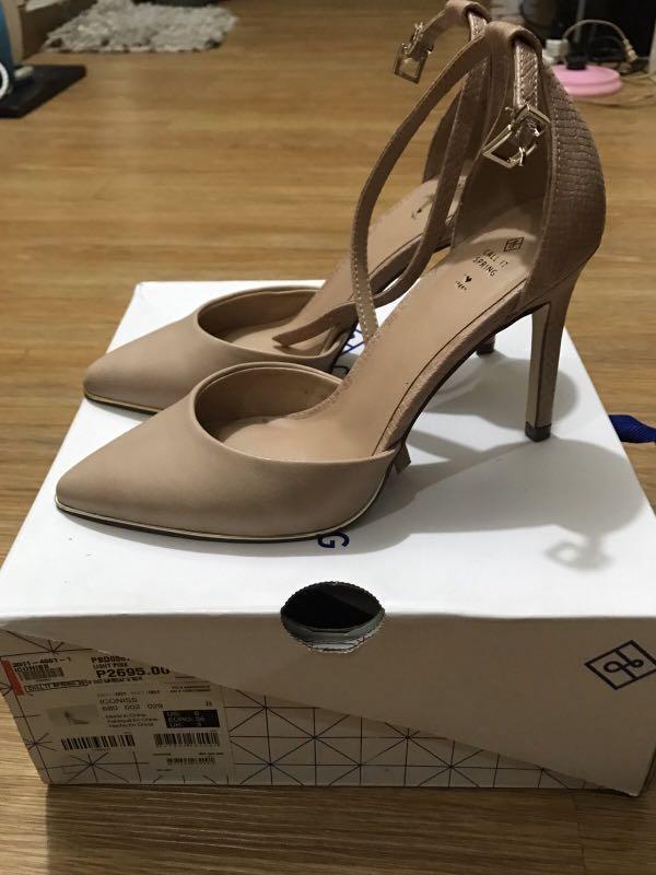 womens heels size 6
