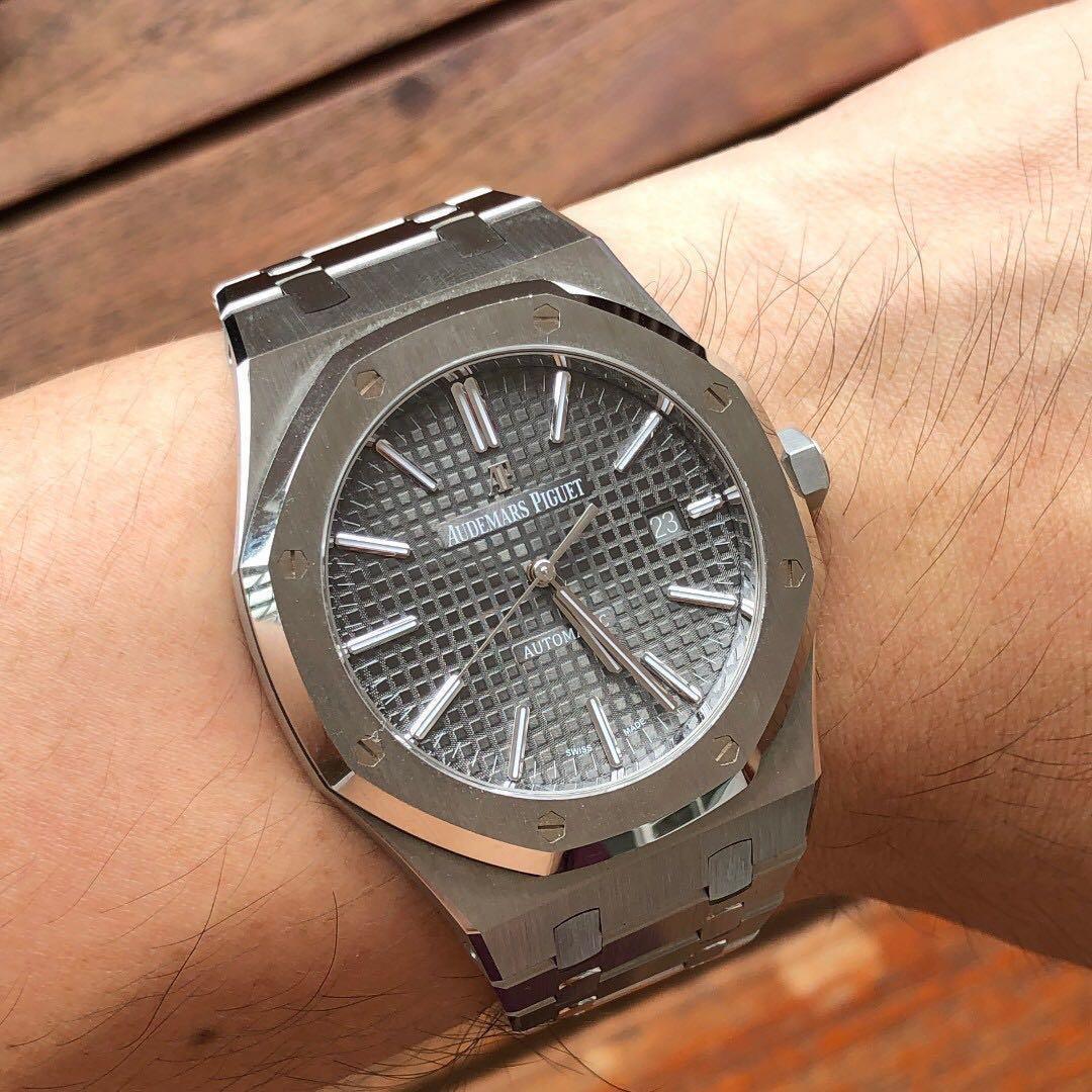 AP Royal Oak 15400 Grey Dail Luxury Watches on Carousell