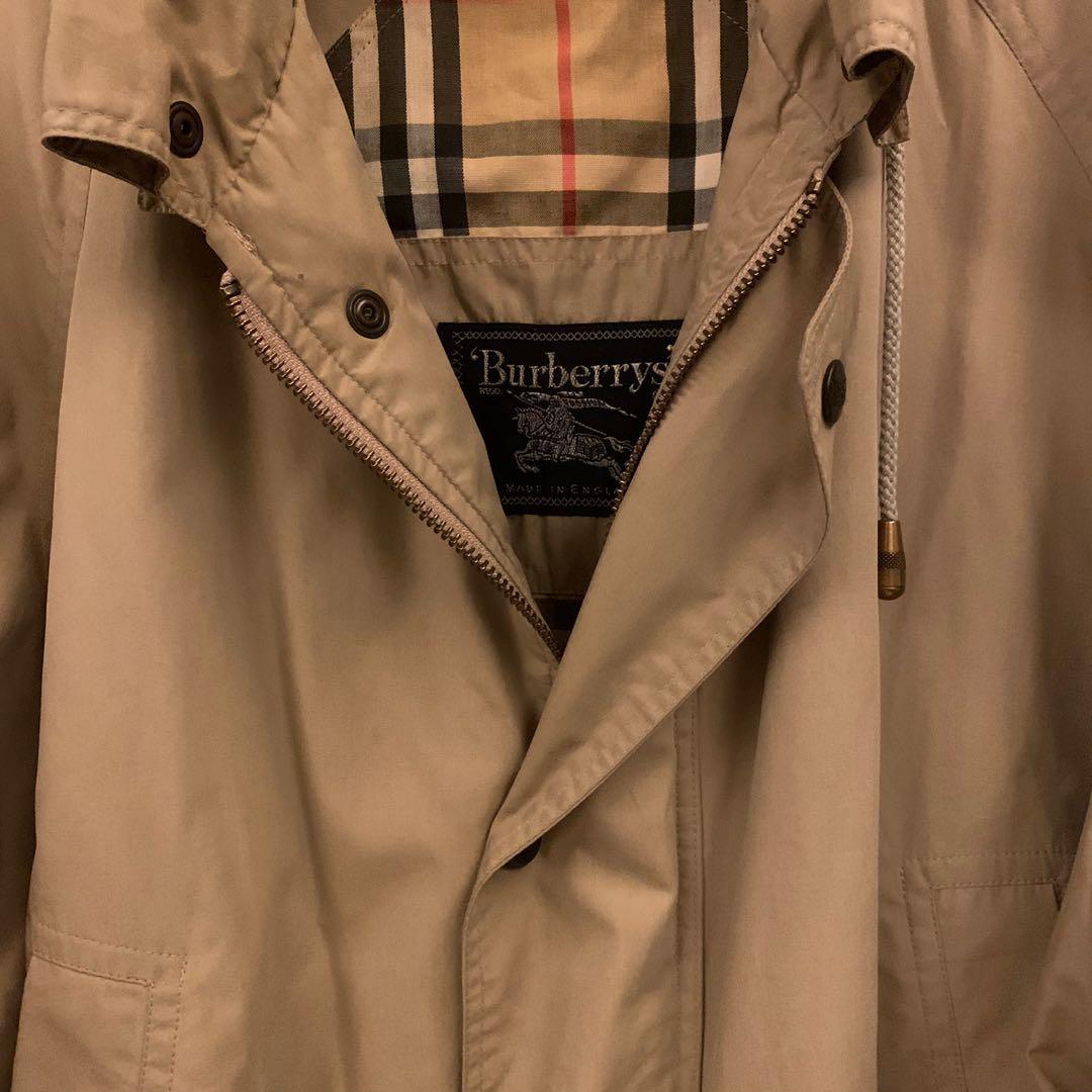 Authentic Vintage Burberry Trench Coat in Light Brown Women s Fashion Coats Jackets and Outerwear on Carousell