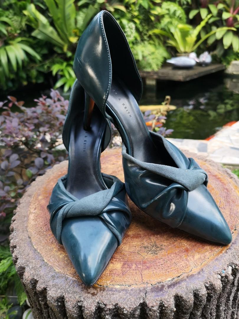 forest green high heels