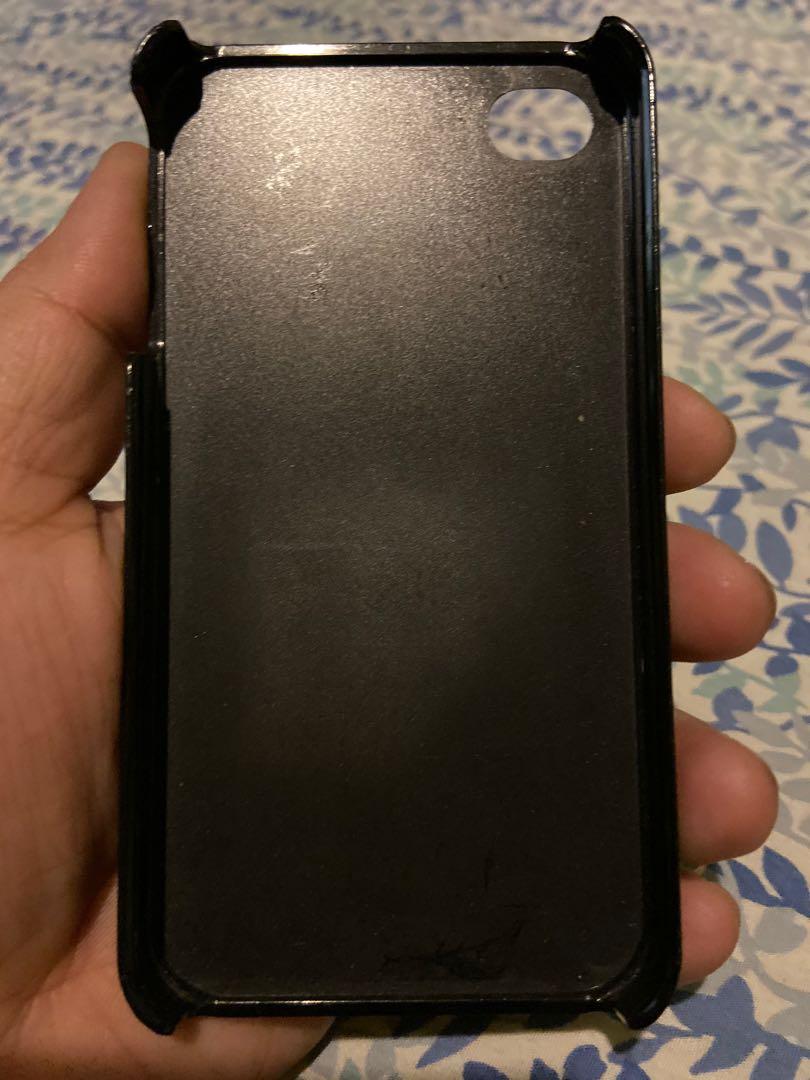 Coach Iphone 5 Case (Category: Cases & Sleeves) located in Quezon City. Submitted by everydaysary (Listing ID 275557775, Image 2). Description: Like New Condition.