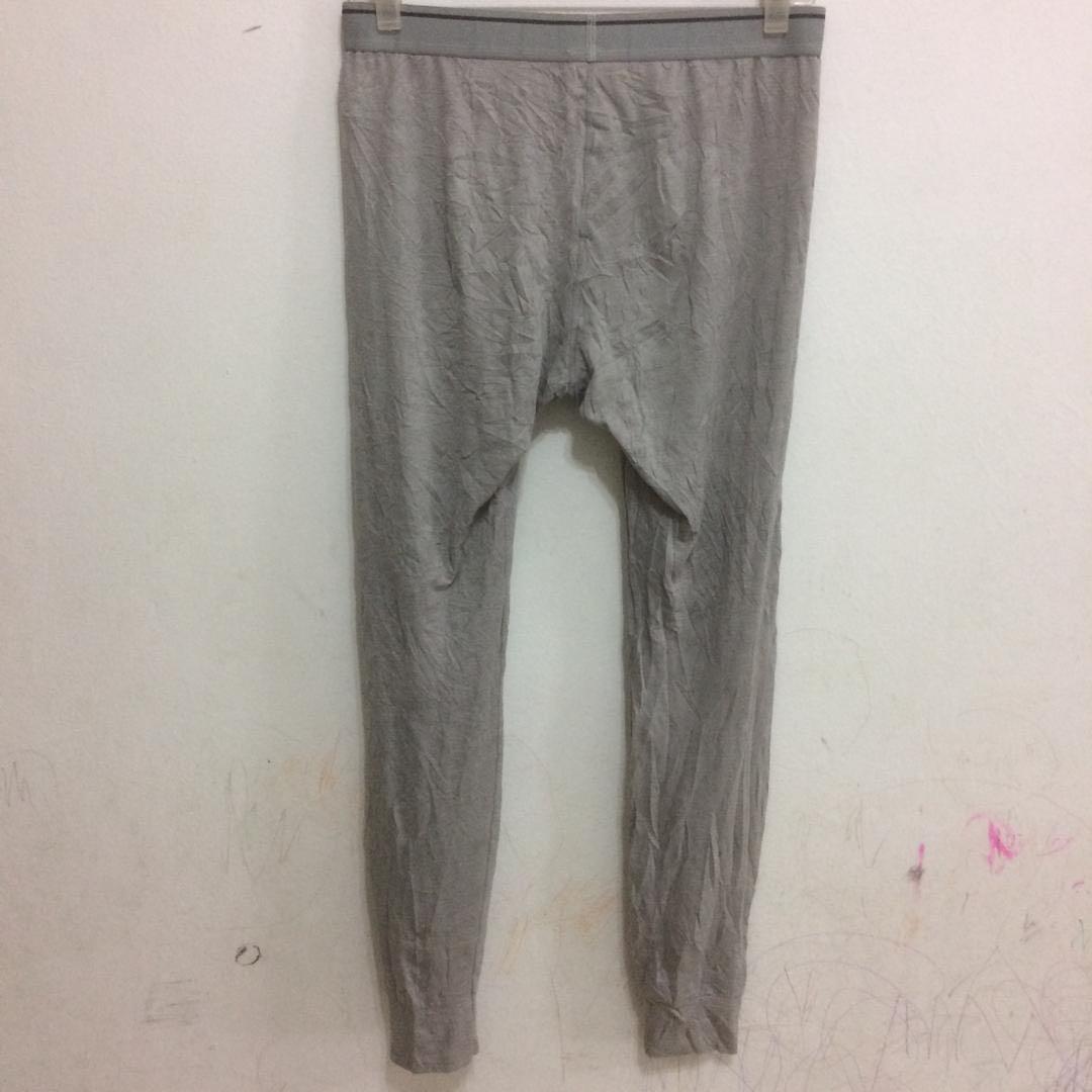 HEATTECH Uniqlo pants/tights, Men's Fashion, Bottoms, Trousers on Carousell