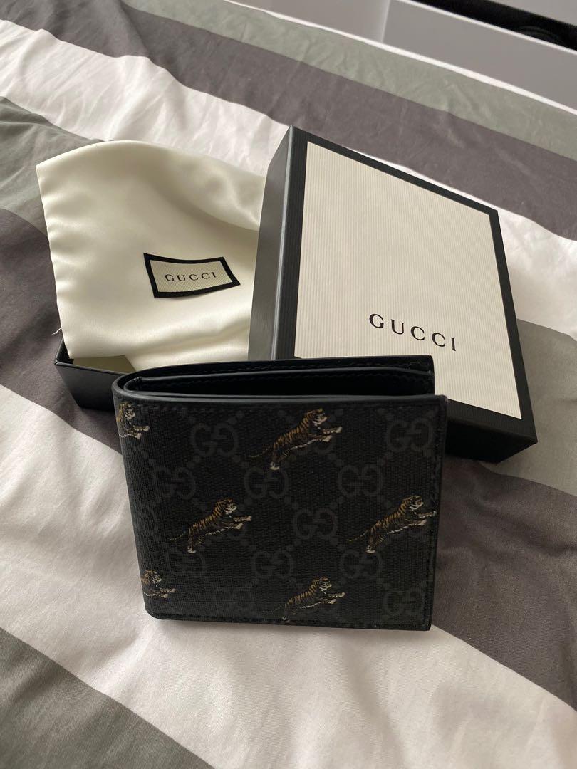 Gucci Wallet - Tiger Print GG Supreme Wallet, Men's Fashion, Watches &  Accessories, Wallets & Card Holders on Carousell