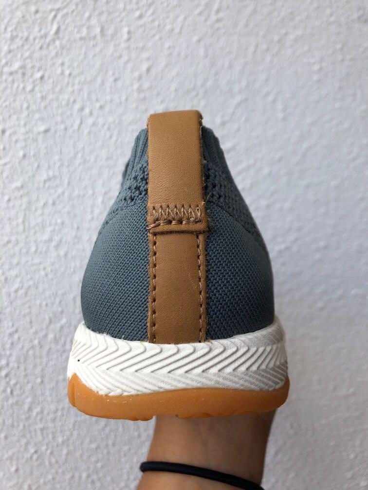 hush puppies biotrax shoes