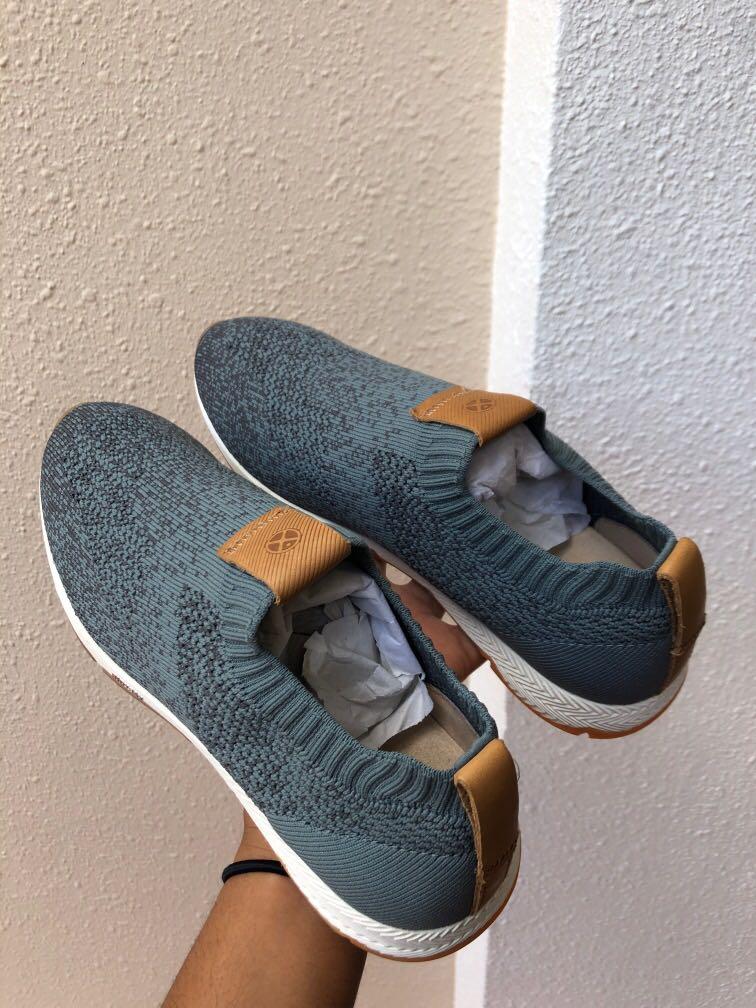 Biotrax top hush puppies