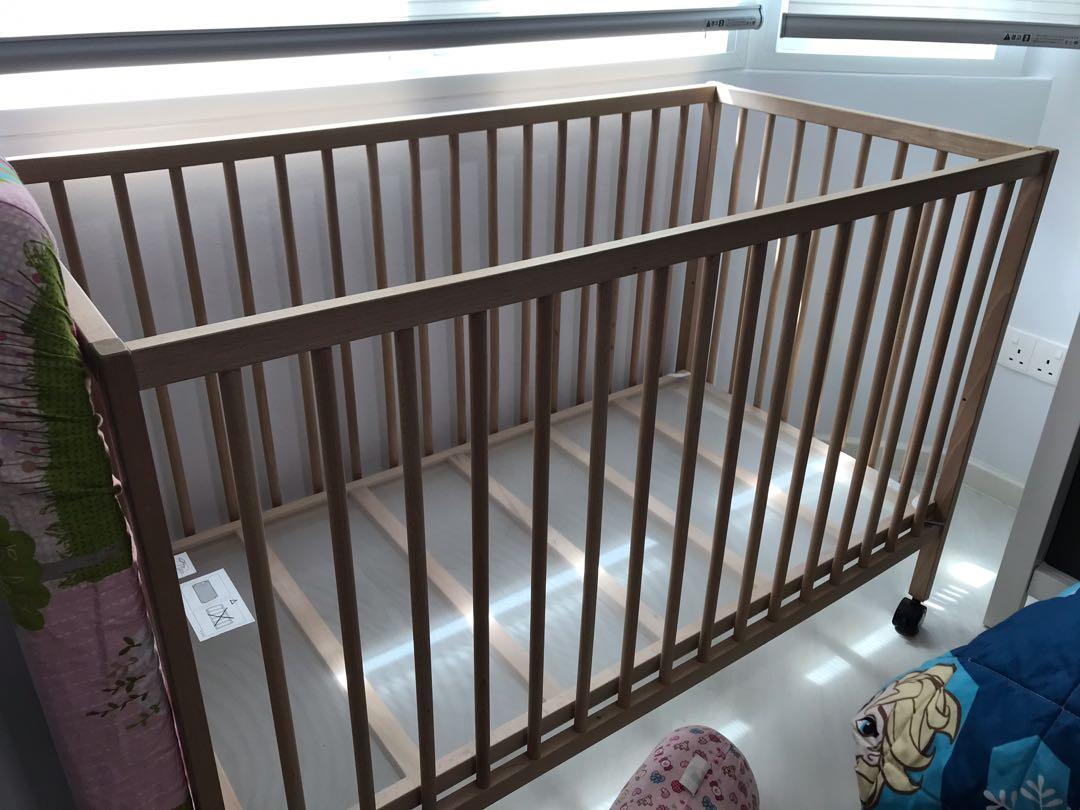 ikea sniglar baby cot