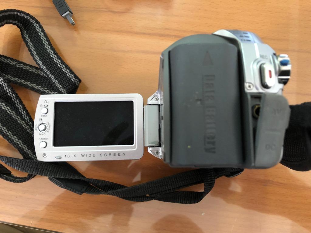 JVC Everio GZMG145 G Series 34x optical zoom Hard Disk Camcorder